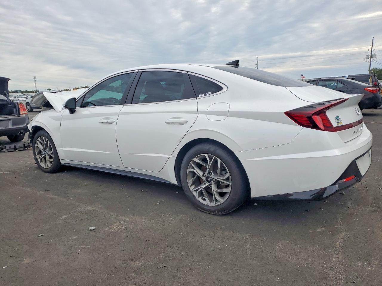 2022 Hyundai Sonata Sel - Фото 2