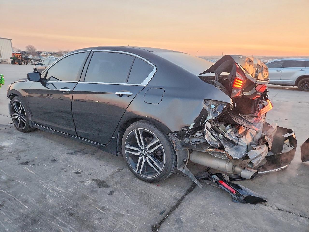 2017 Honda Accord Sport - Image 2
