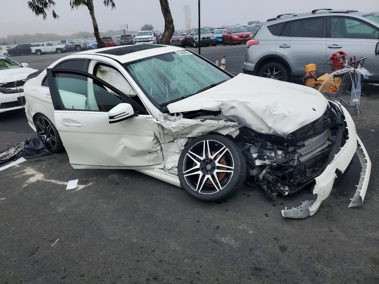 2014 Mercedes-Benz C 250 - Фото 4