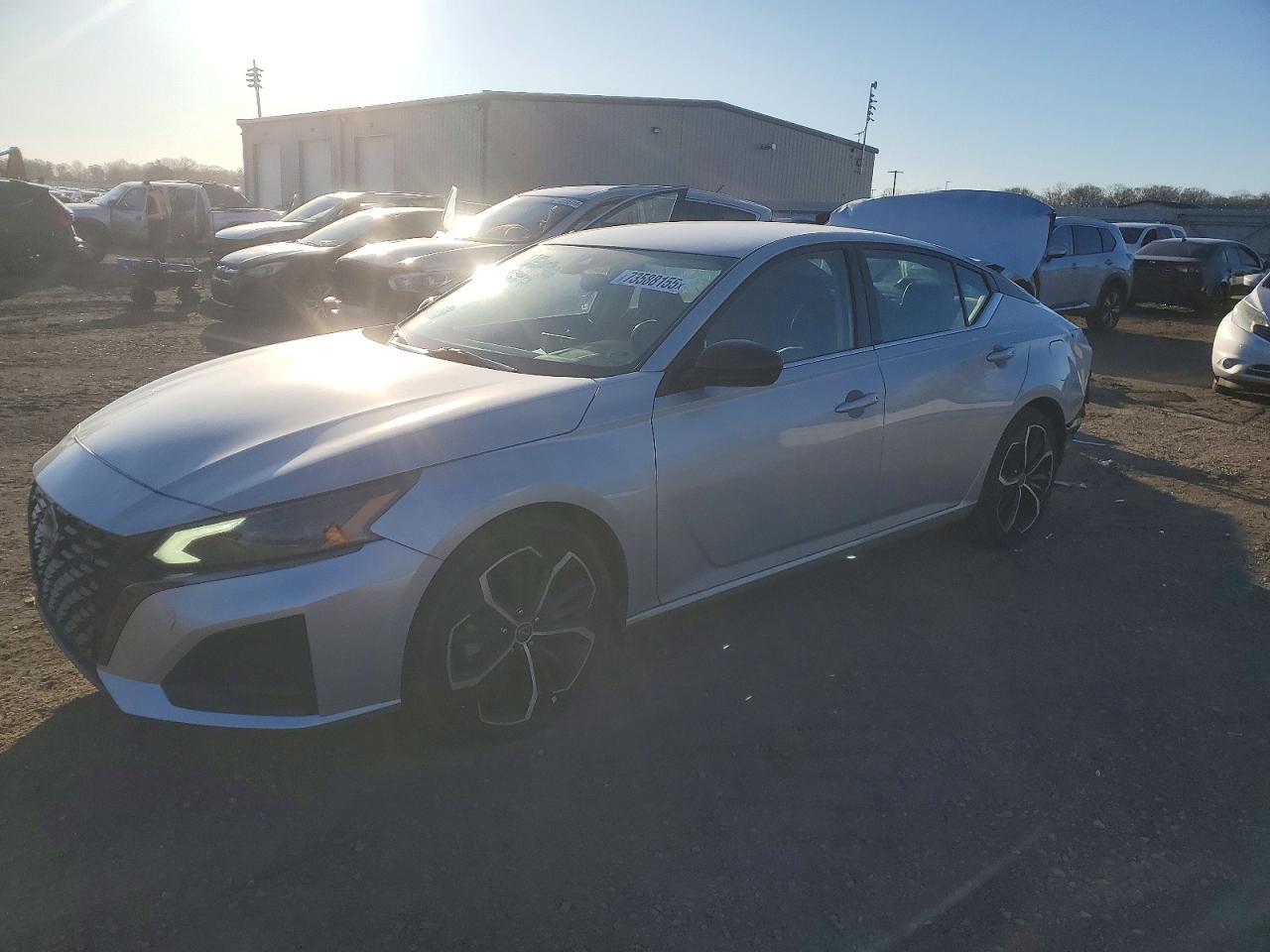 2023 Nissan Altima Sr