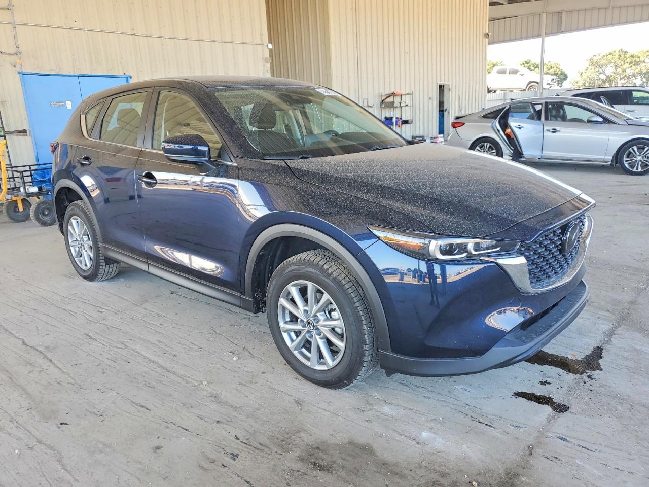 2025 Mazda Cx-5 - Image 4