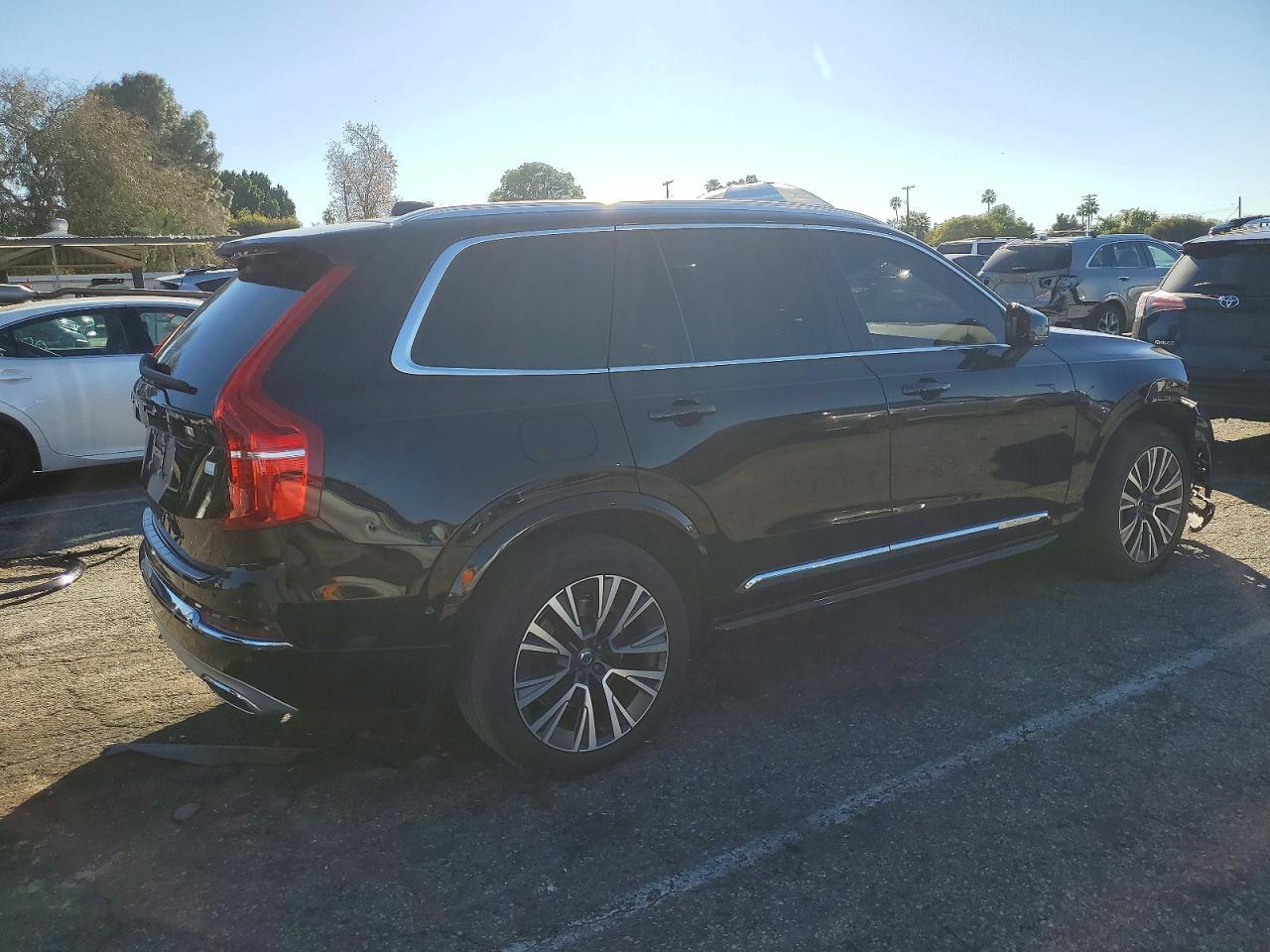 2021 Volvo Xc90 T8 Recharge Inscription Express - Image 3