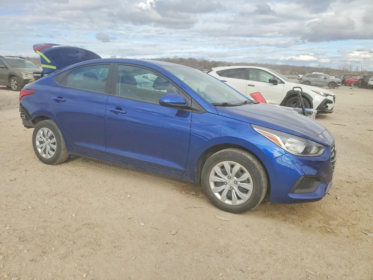 2022 Hyundai Accent Se - Image 4