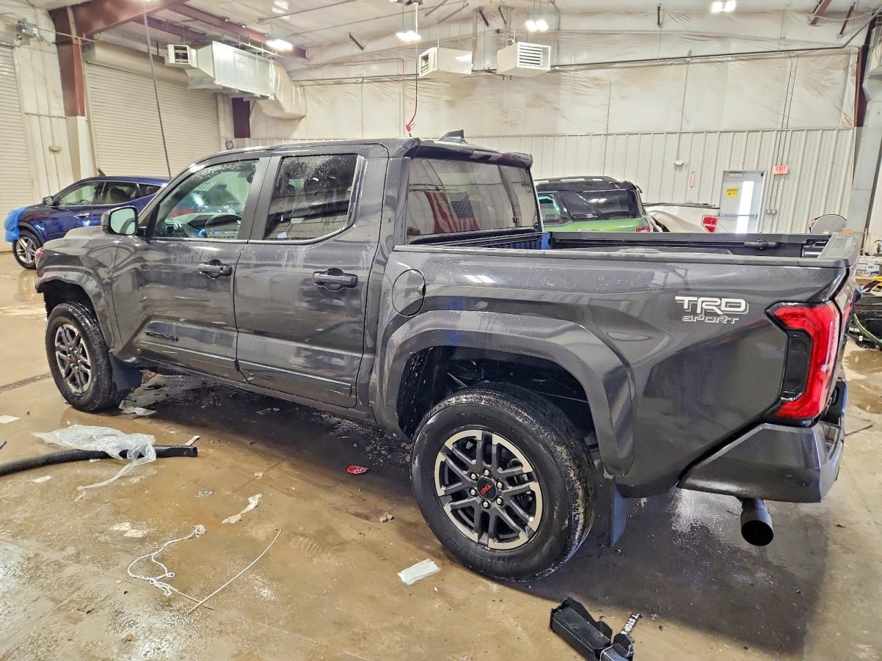 2024 Toyota Tacoma Double Cab - Фото 2