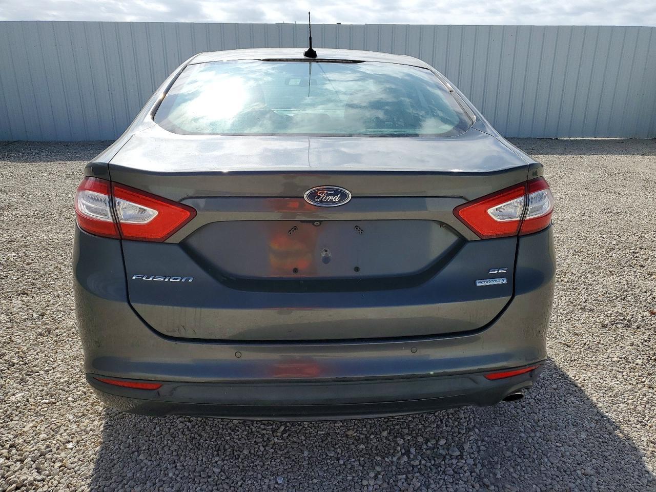 2016 Ford Fusion Se - Image 6