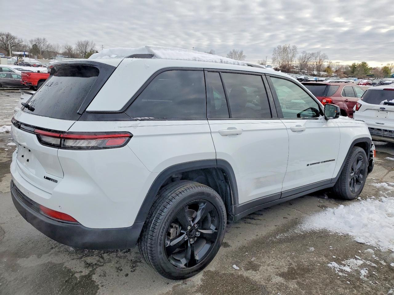 2024 Jeep Grand Cherokee Limited - Image 3