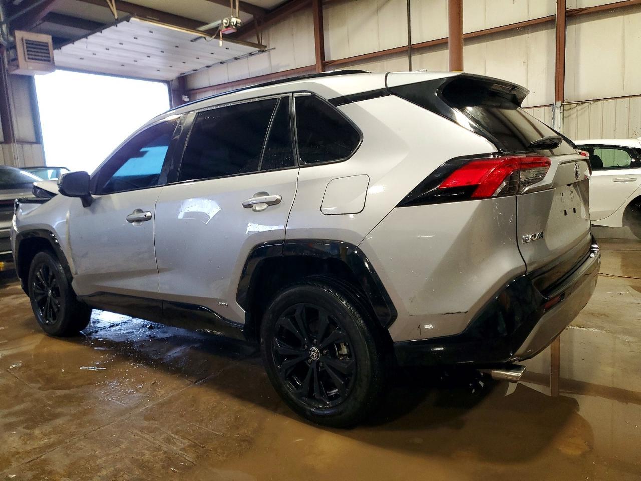 2023 Toyota Rav4 Se - Фото 2