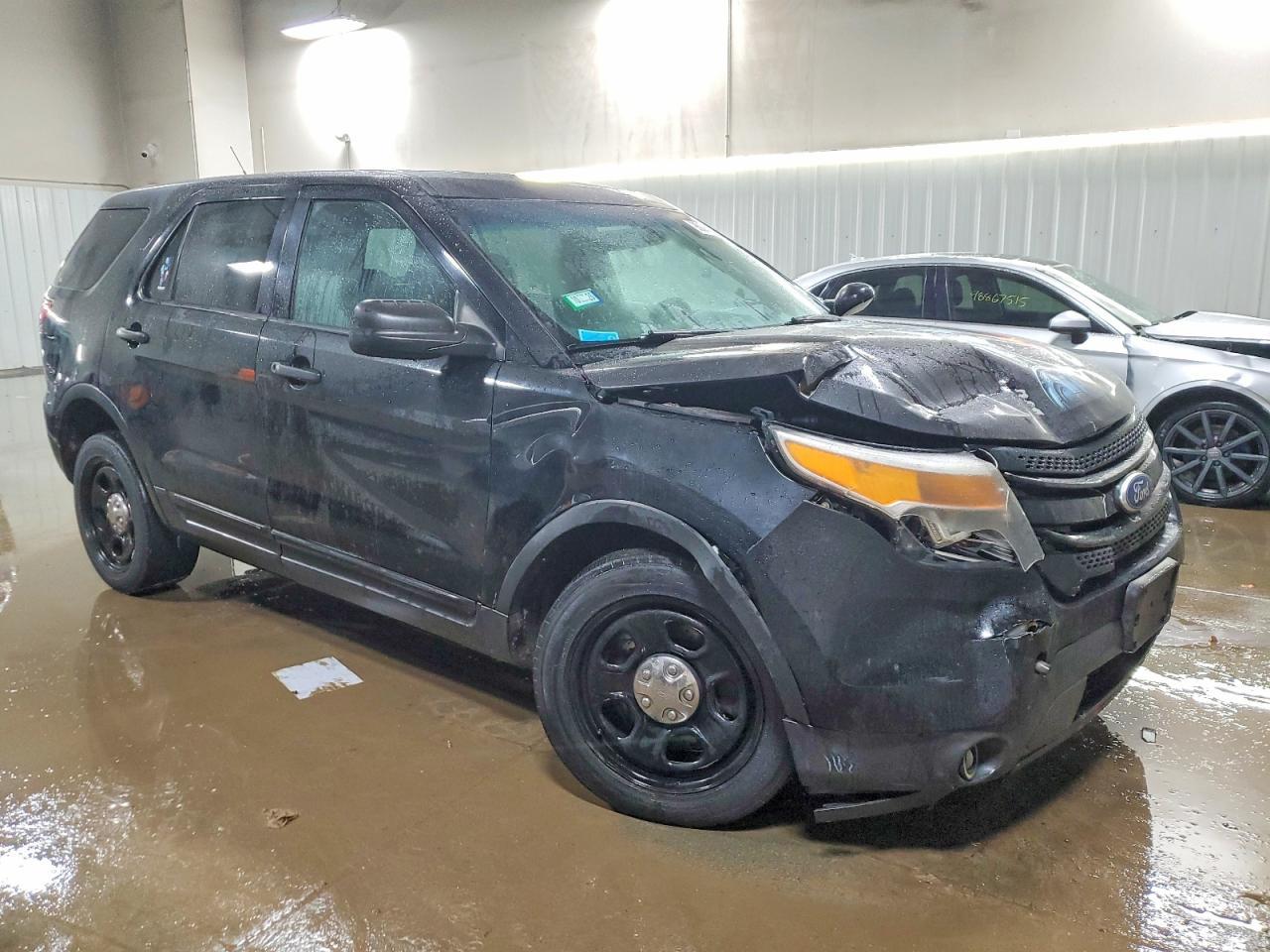2013 Ford Explorer - Фото 4