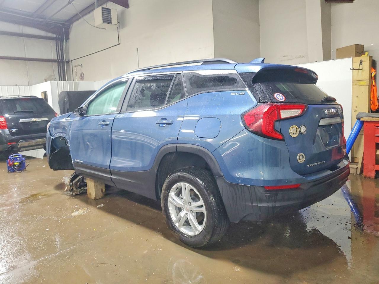 2024 GMC Terrain Sle - Фото 2