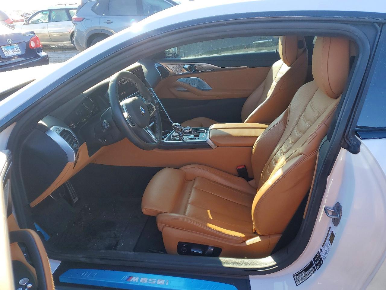 2024 BMW M850Xi - Фото 7