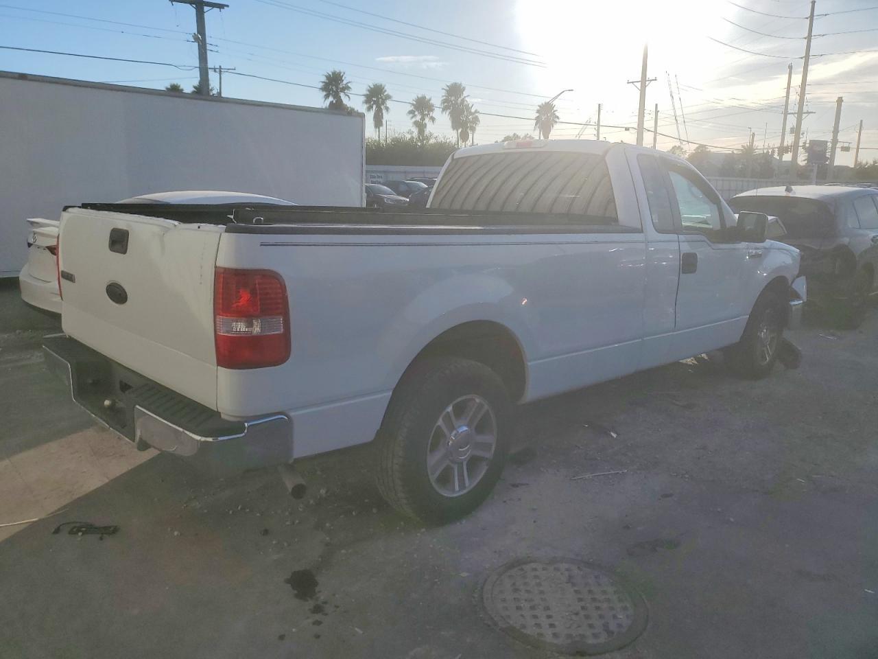 2006 Ford F150 - Image 3