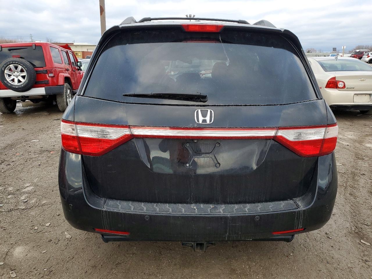2012 Honda Odyssey Touring - Image 6