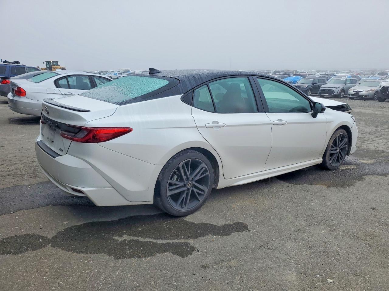 2025 Toyota Camry Xse - Image 3