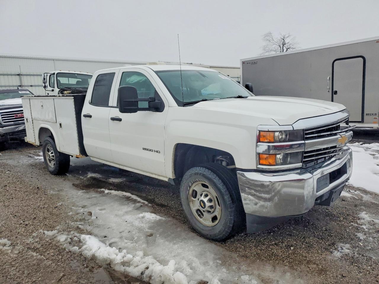 2015 Chevrolet Silverado C2500 Heavy Duty - Фото 4