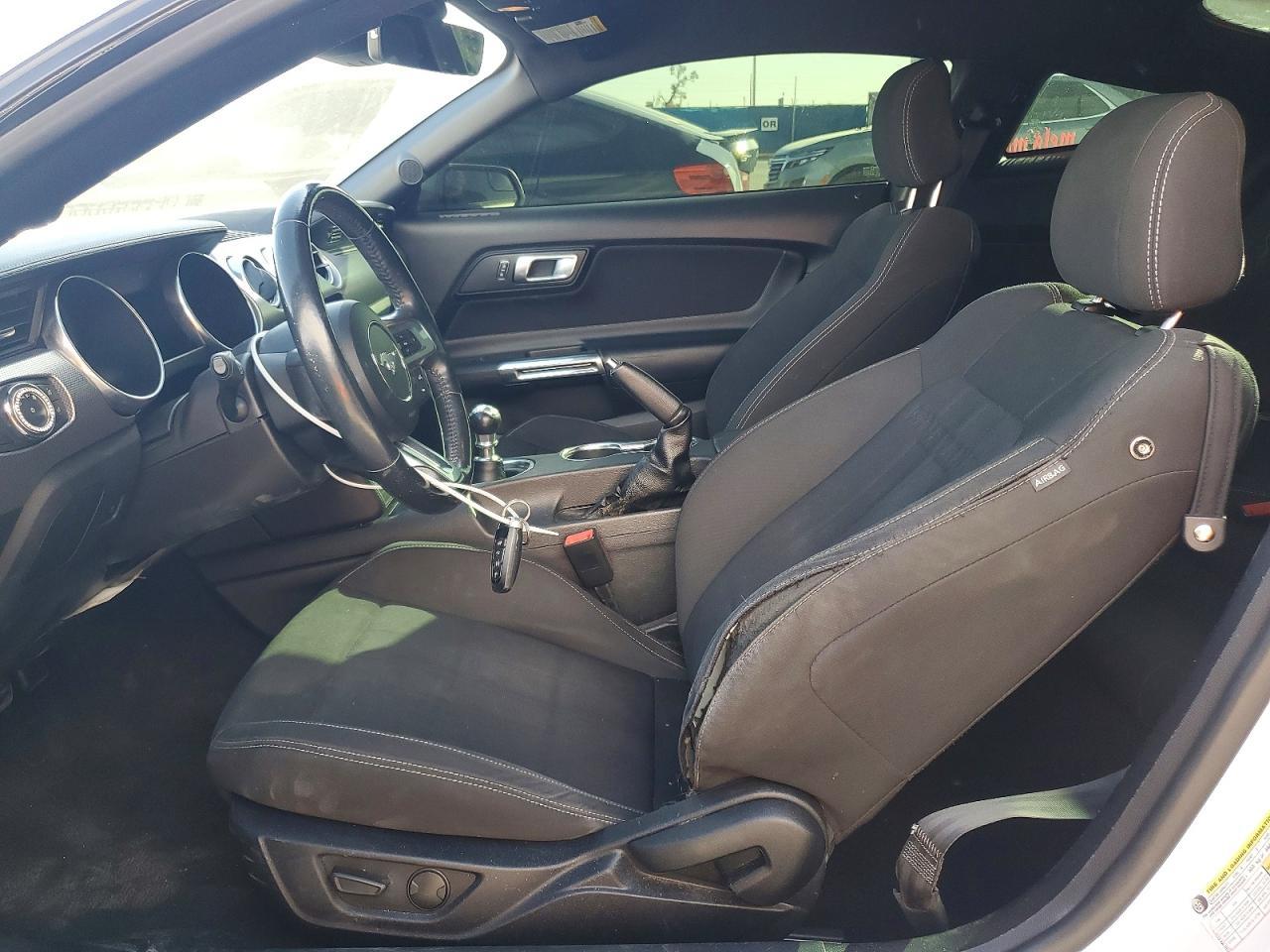 2020 Ford Mustang Gt - Фото 7