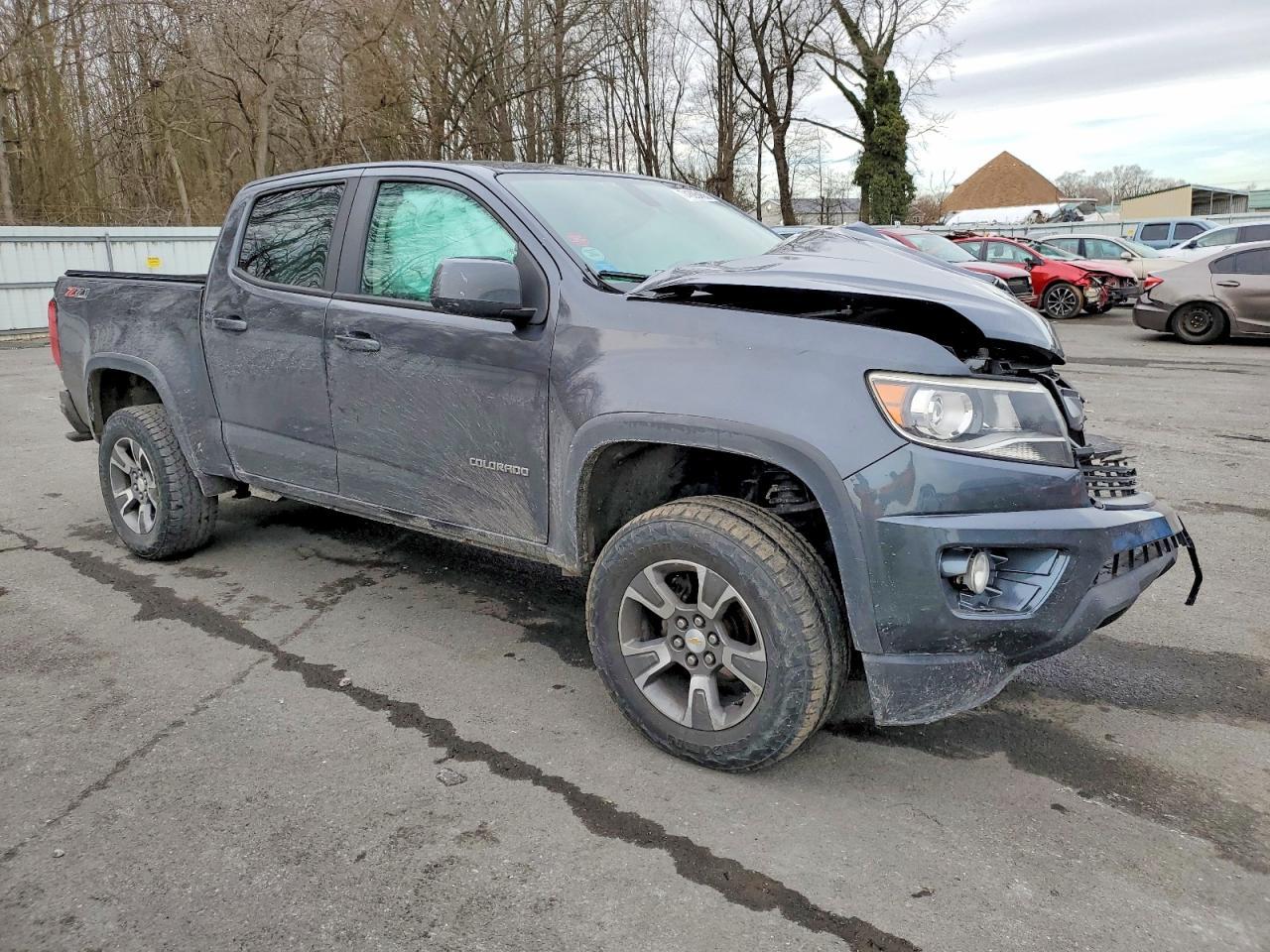 2017 Chevrolet Colorado Z71 - Image 4