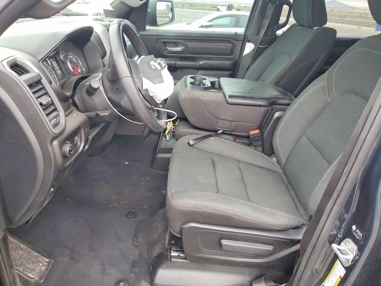 2025 Ram 1500 Tradesman - Фото 7