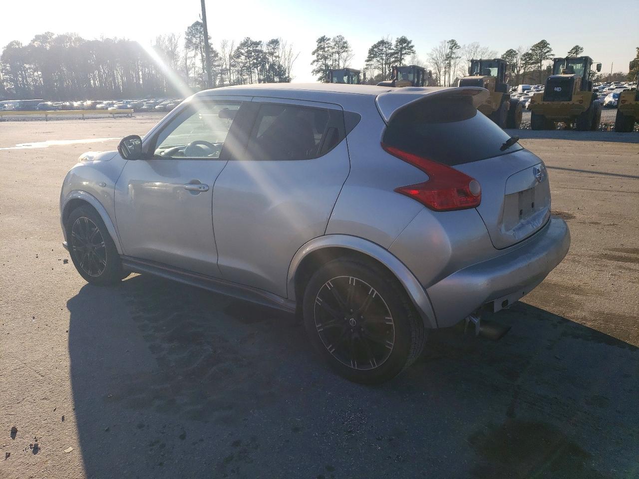2013 Nissan Juke S - Фото 2