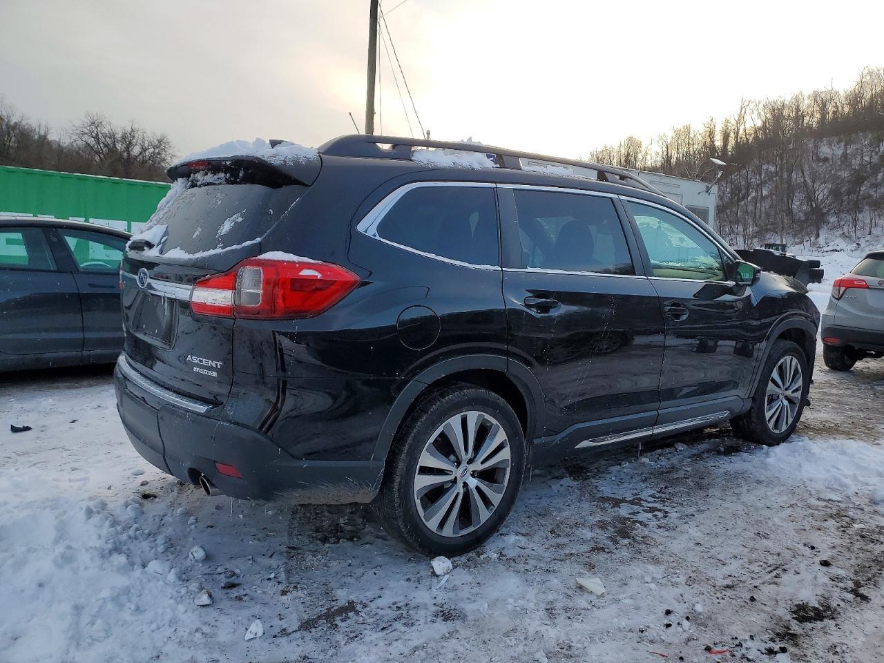 2022 Subaru Ascent Limited - Фото 3