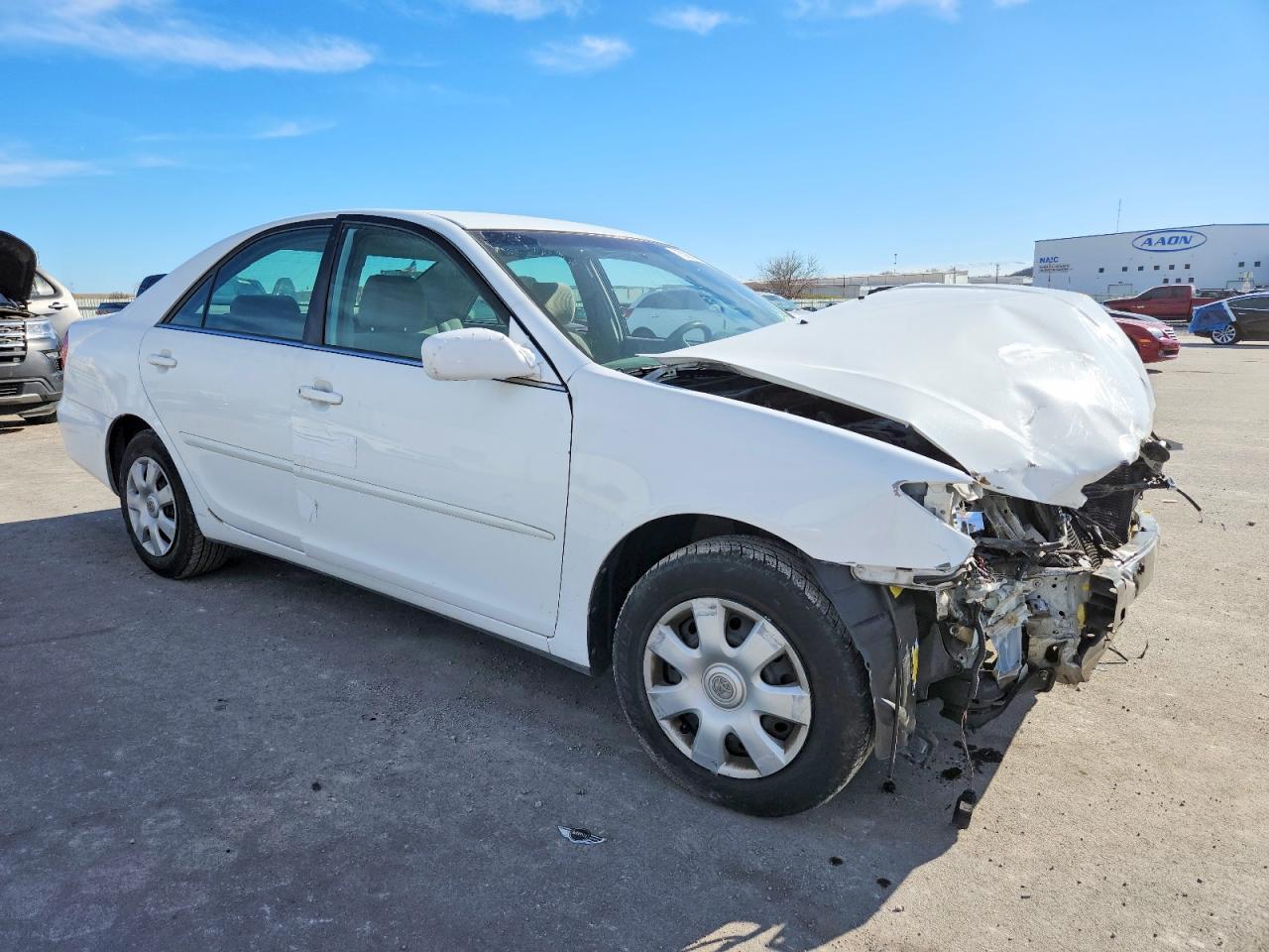 2002 Toyota Camry Le - Фото 4