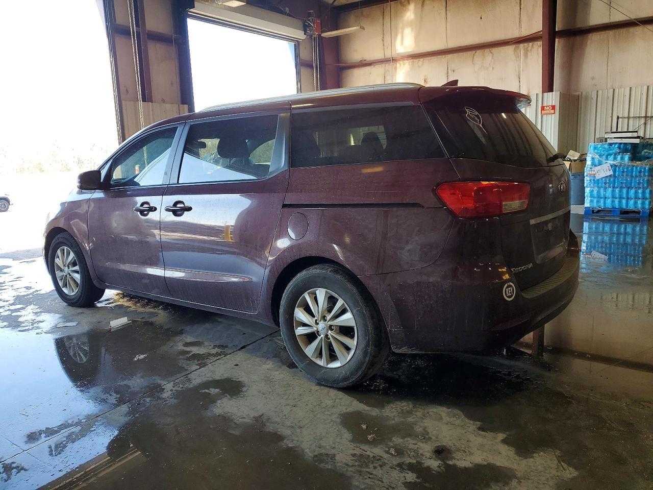 2016 Kia Sedona Lx - Фото 2