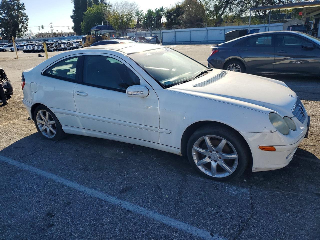 2002 Mercedes-Benz C 230K Sport Coupe - Image 4