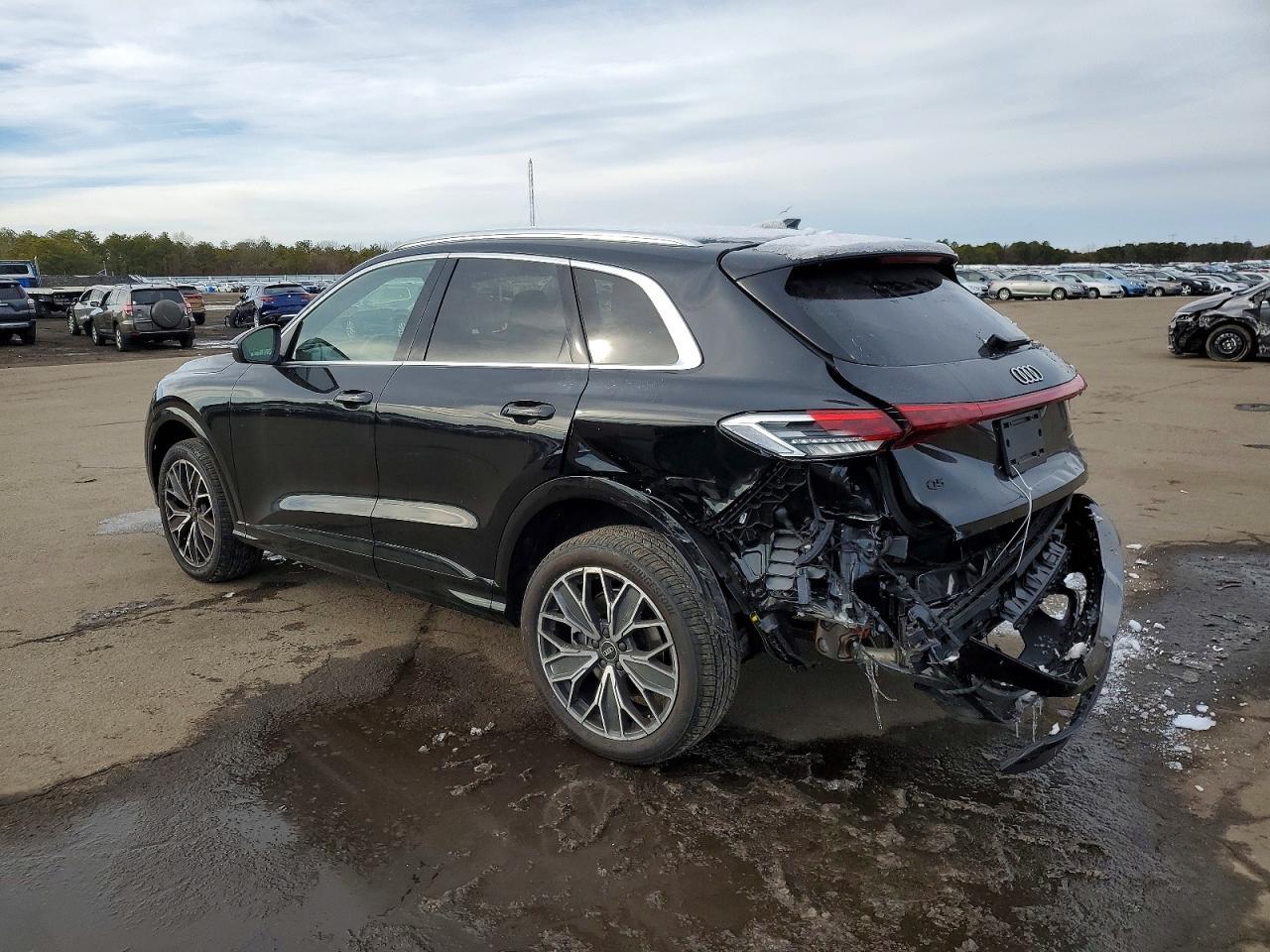 2025 Audi Q5 Premium Plus - Фото 2