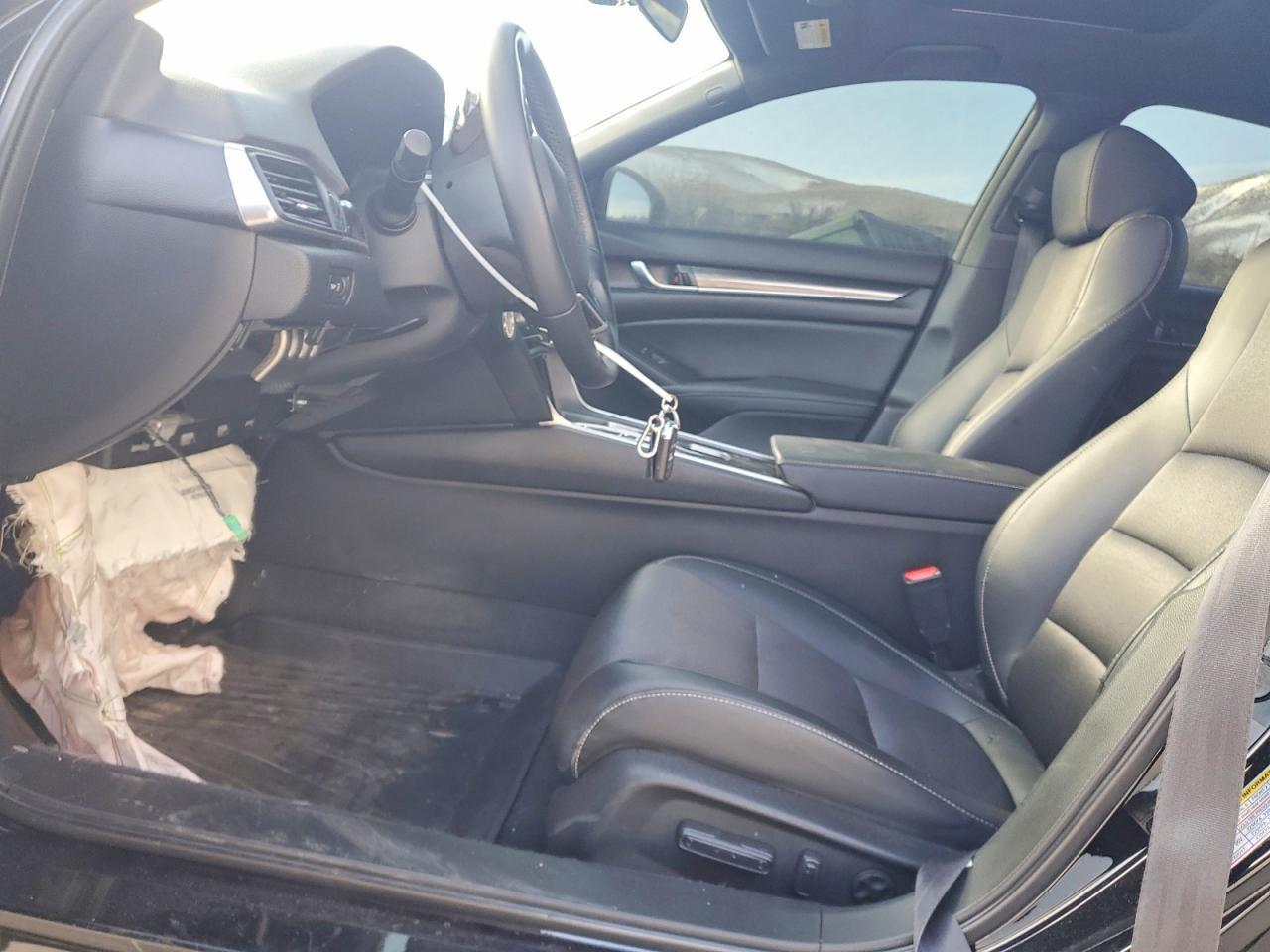 2022 Honda Accord Sport - Image 7