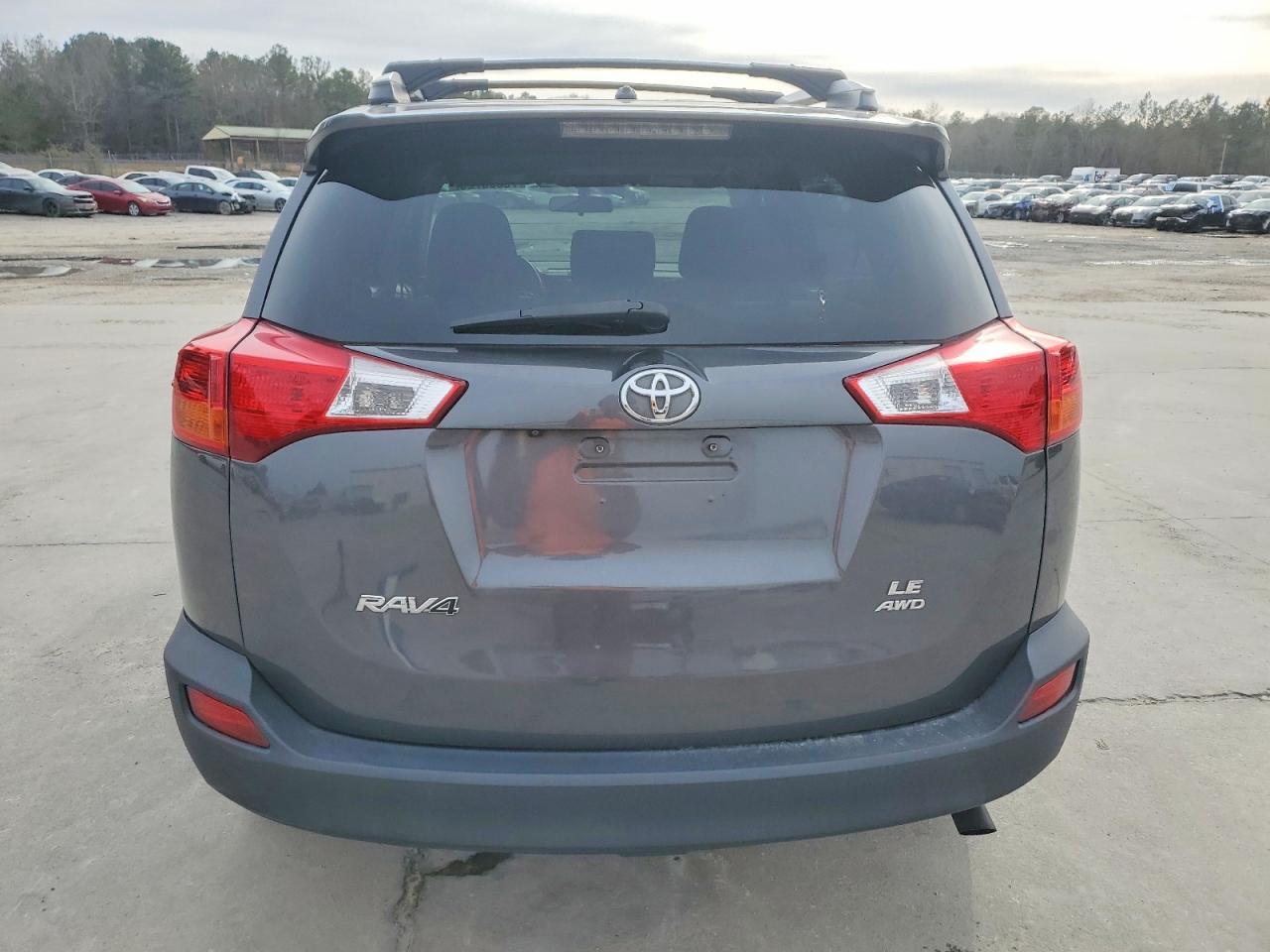 2013 Toyota Rav4 Le - Image 6