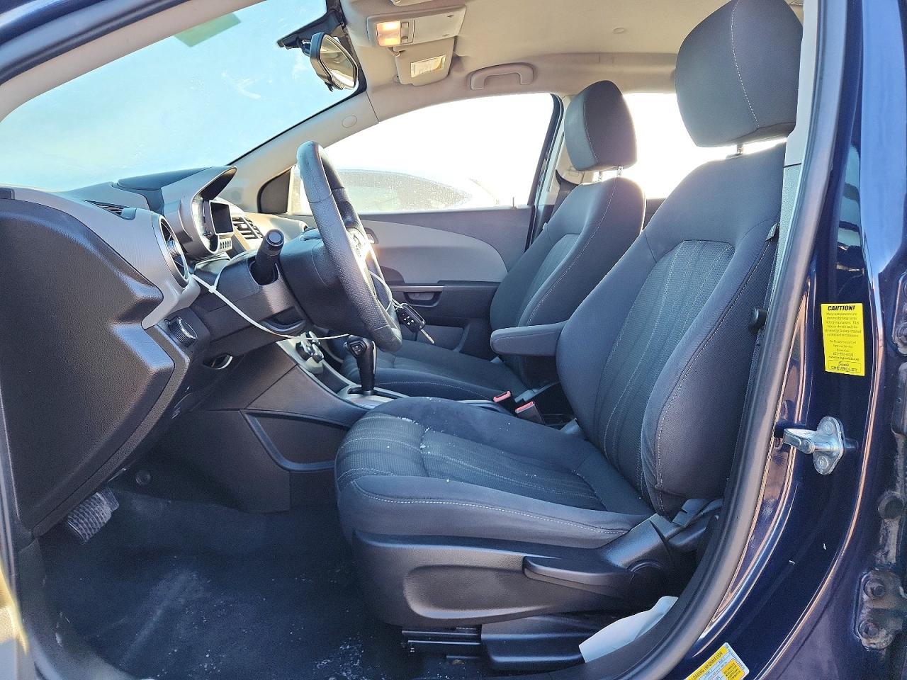 2016 Chevrolet Sonic Lt - Фото 7