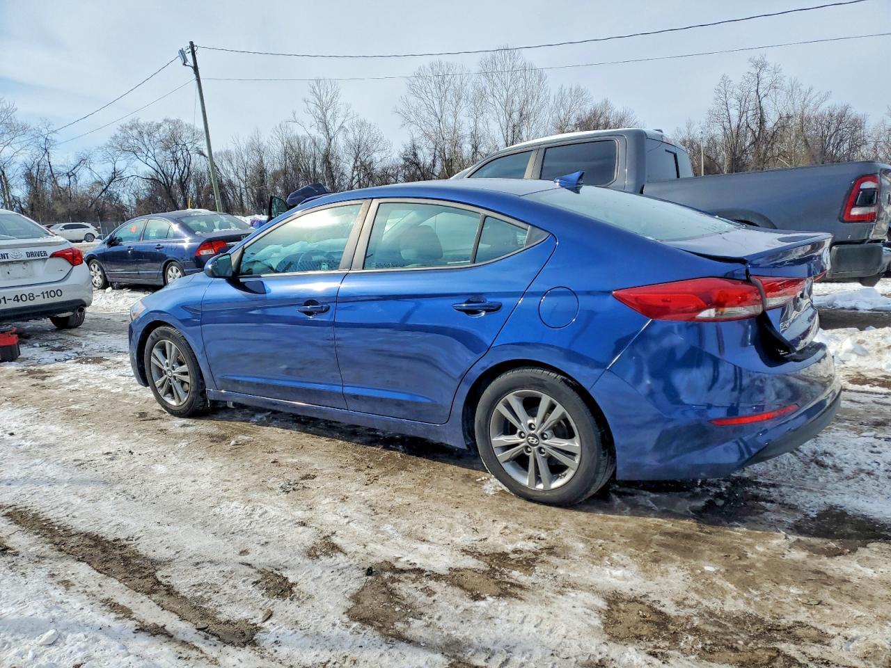 2017 Hyundai Elantra Se - Фото 2