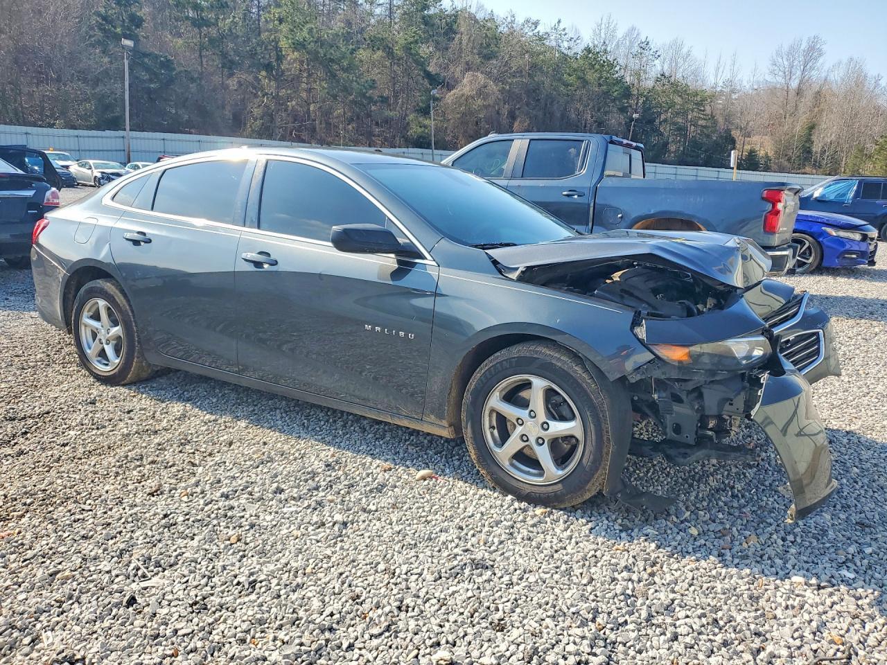 2018 Chevrolet Malibu Ls - Фото 4