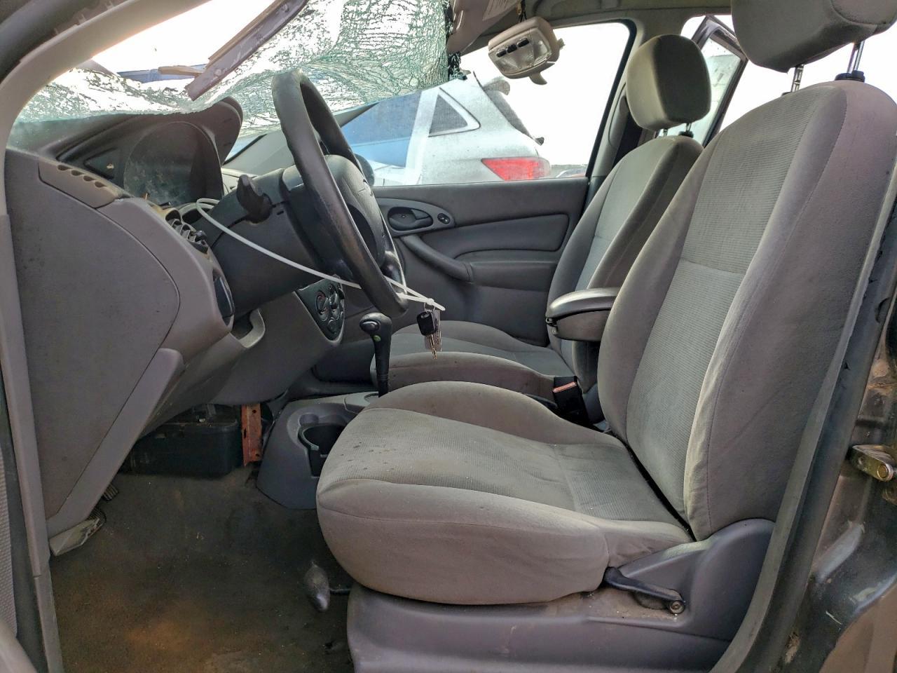 2002 Ford Focus Se - Image 7