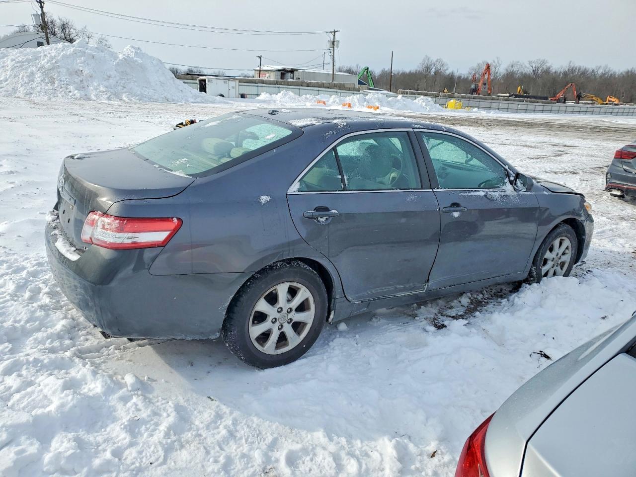 2011 Toyota Camry Base - Image 3