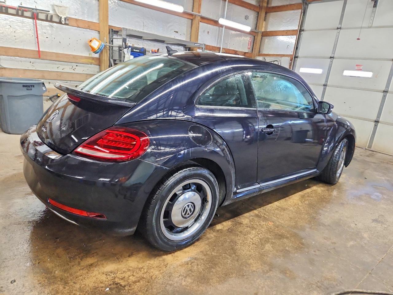 2018 Volkswagen Beetle S - Image 3