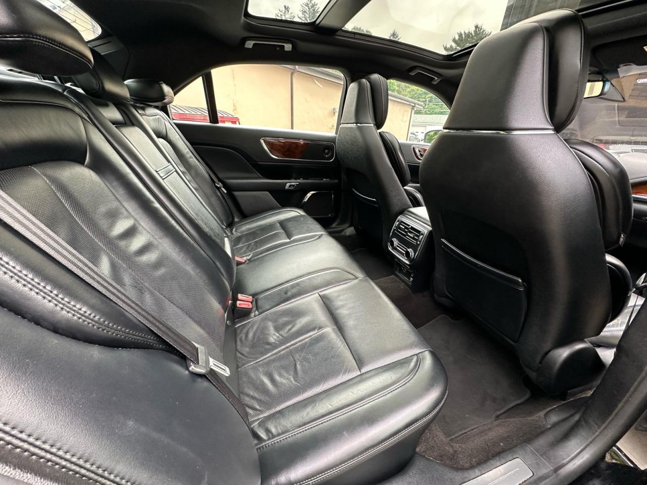 2020 Lincoln Continental Reserve - Image 6