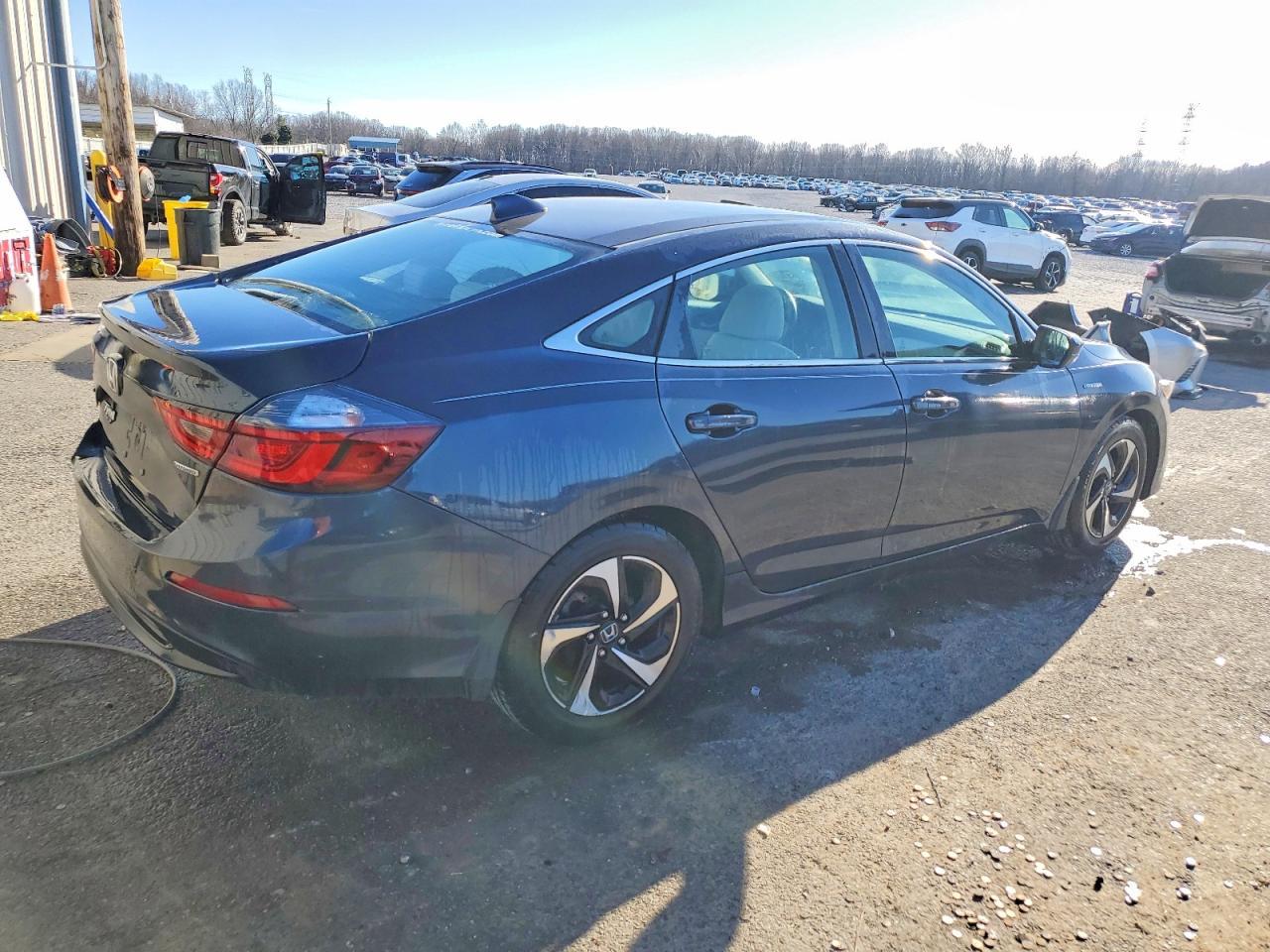 2022 Honda Insight - Фото 3