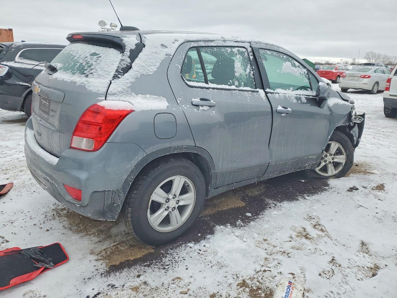 2020 Chevrolet Trax Ls - Image 3