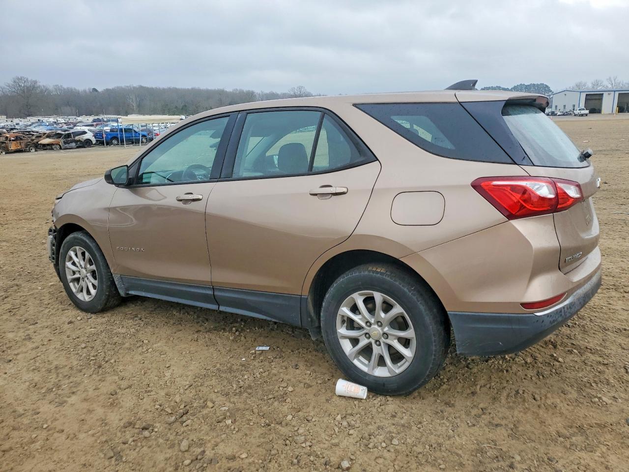 2018 Chevrolet Equinox Ls - Image 2