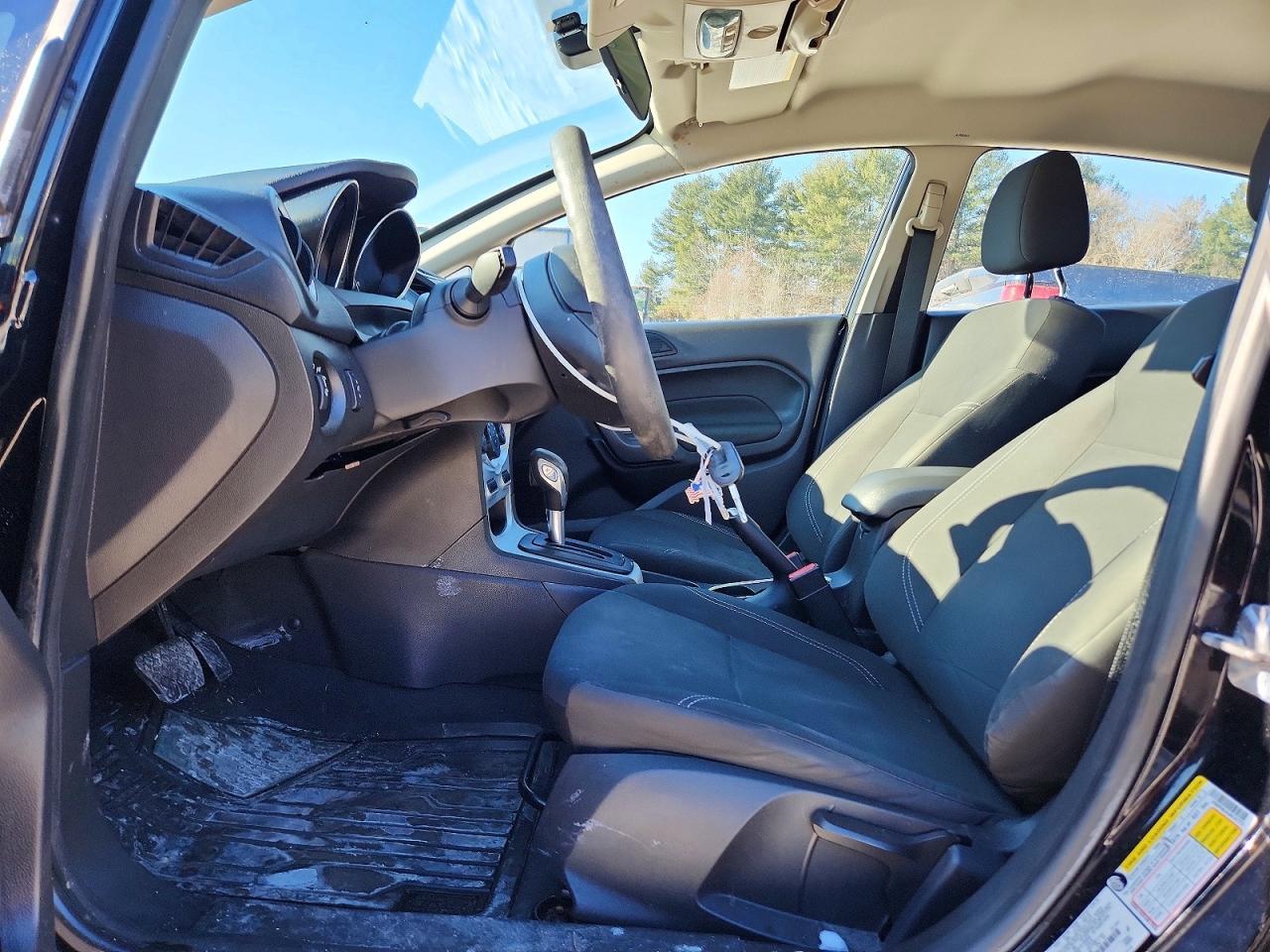 2018 Ford Fiesta Se - Фото 7