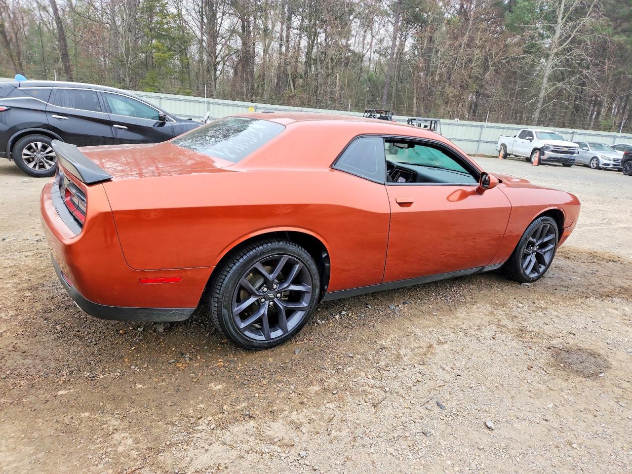 2020 Dodge Challenger Sxt - Фото 3