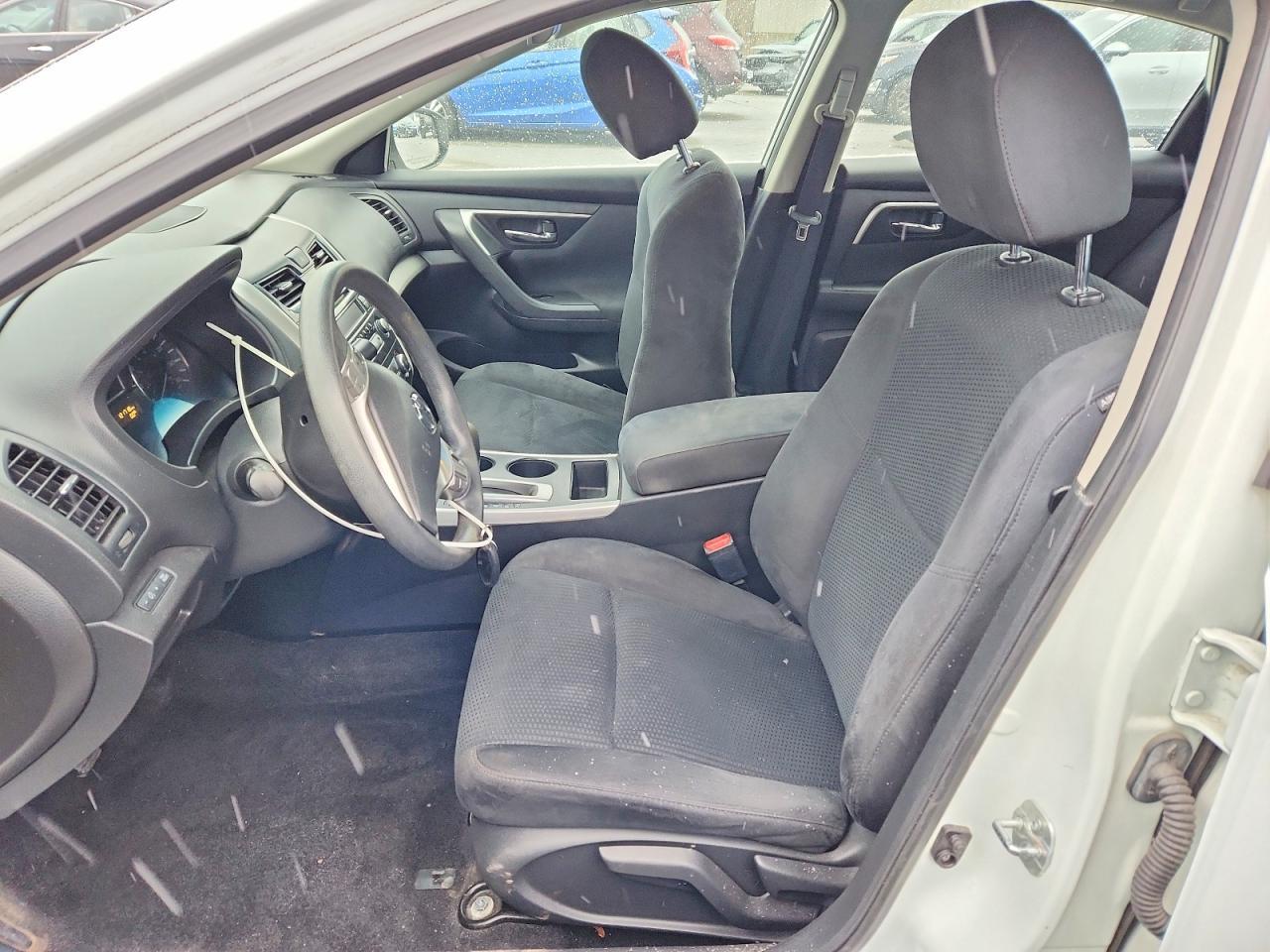 2015 Nissan Altima 2.5 S - Image 7