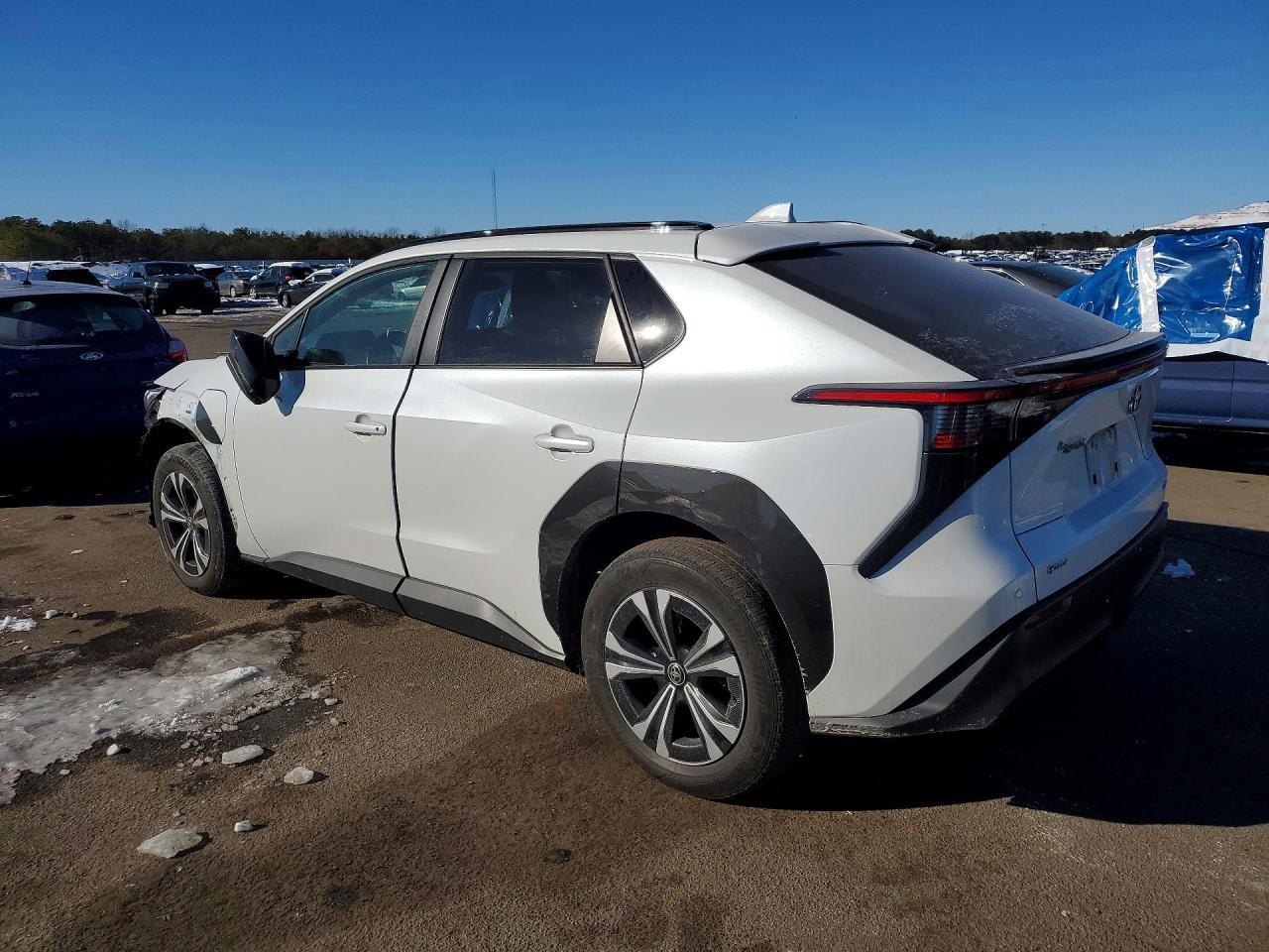 2024 Toyota Bz4X Xle - Image 2