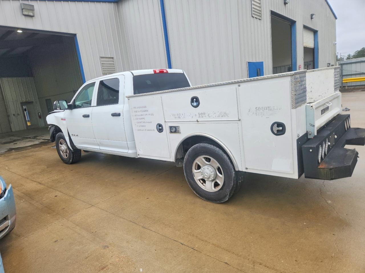 2022 Ram 2500 Tradesman Utility Truck - Pri Fleet - Image 2