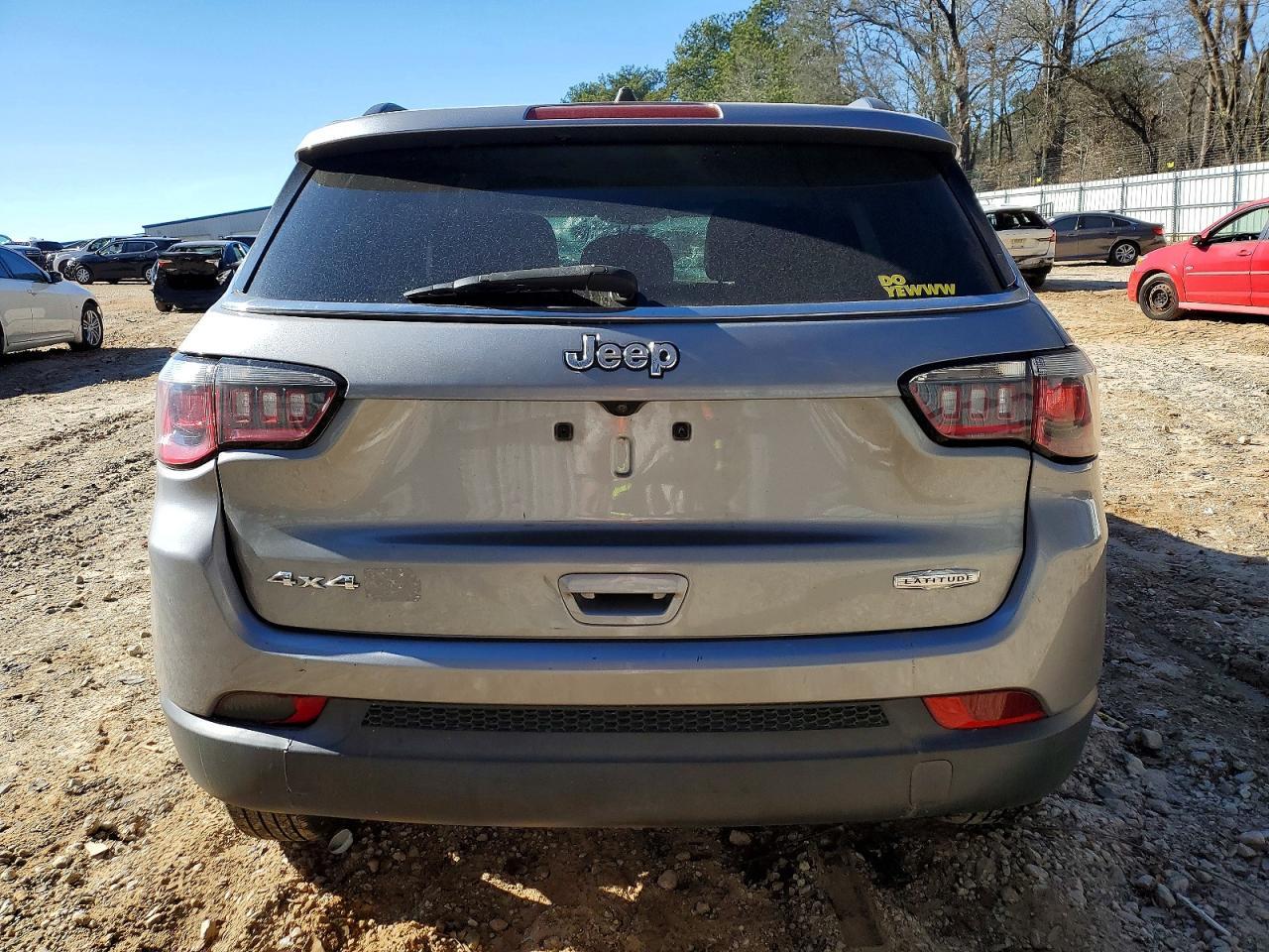 2020 Jeep Compass Latitude - Фото 6