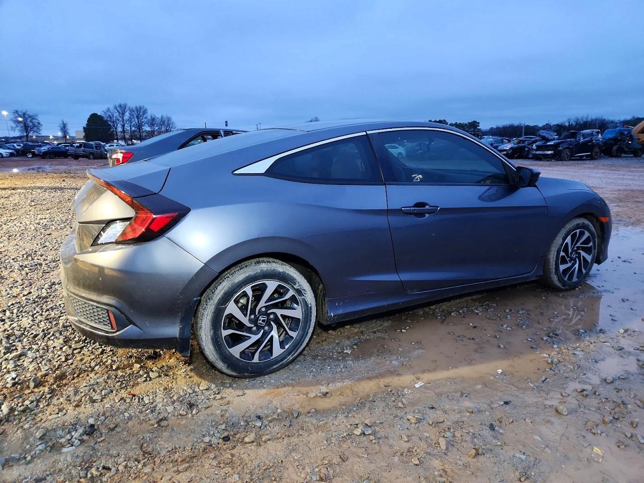 2018 Honda Civic Lx - Фото 3