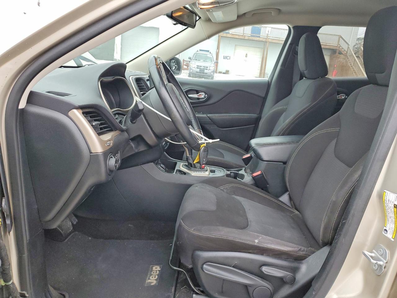 2015 Jeep Cherokee Latitude - Фото 7