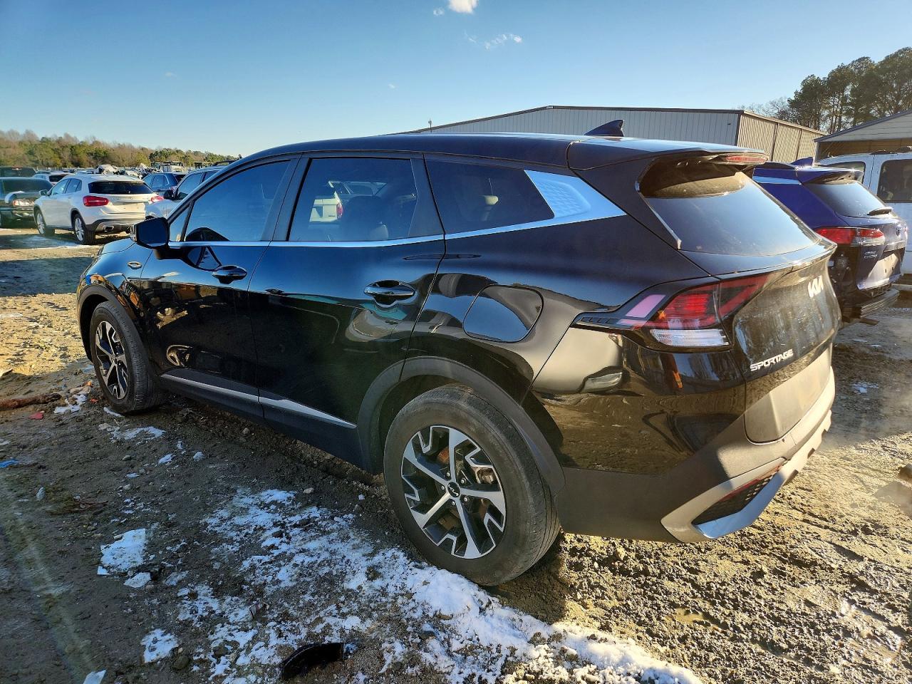 2023 Kia Sportage Ex - Image 2