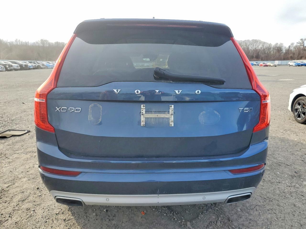 2021 Volvo Xc90 T5 Momentum - Фото 6