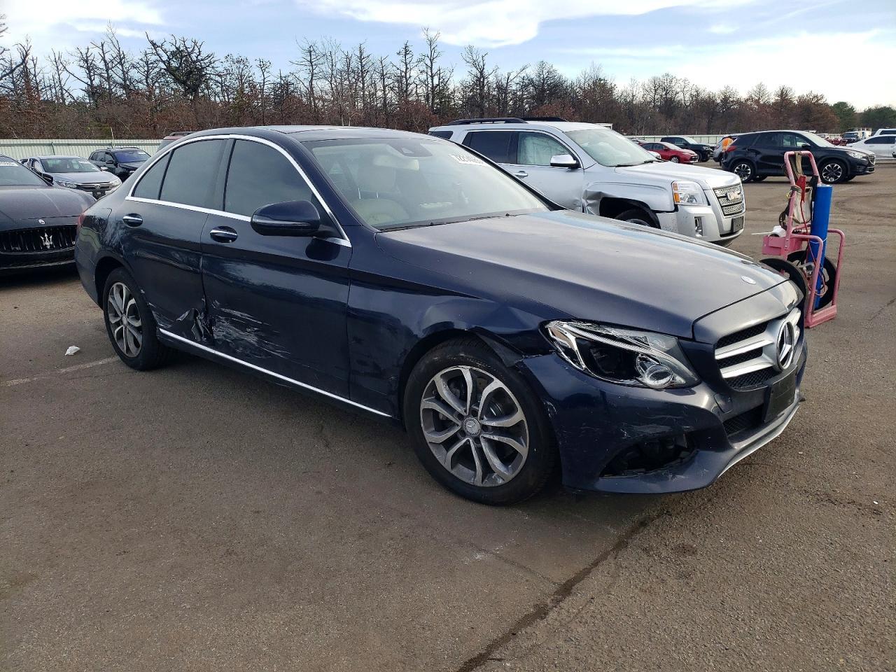 2017 Mercedes-Benz C 300 4Matic - Image 4